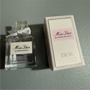 Miss Dior blooming bouquet